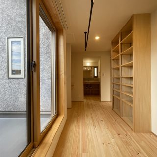 幅広廊下のフリースペース