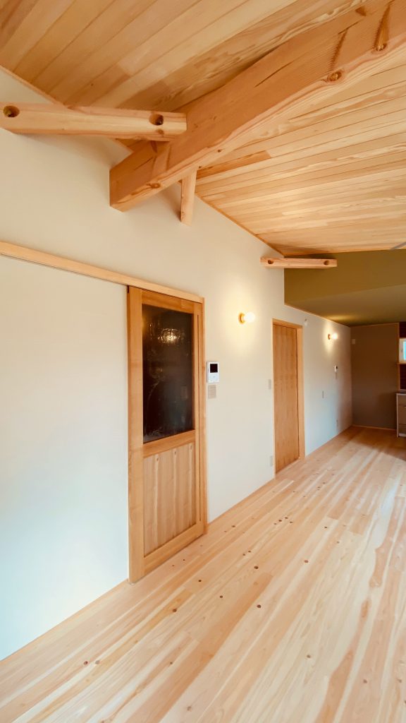 構造美と機能性を両立したLDK