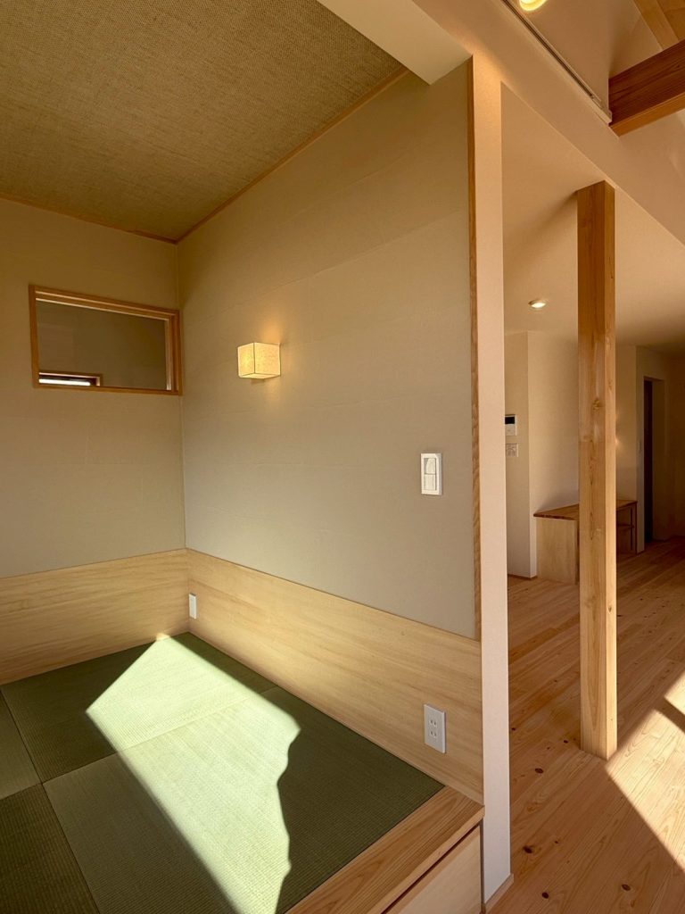 木と畳と珪藻土