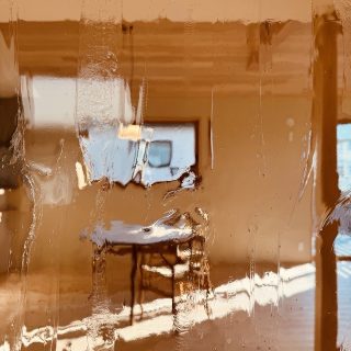 泡硝子のゆらぎ