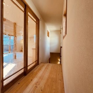 職人の手仕事が生む、住まいの顔