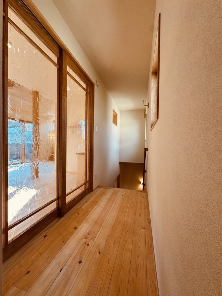 職人の手仕事が生む、住まいの顔