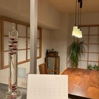 マンションの窓に障子の設え