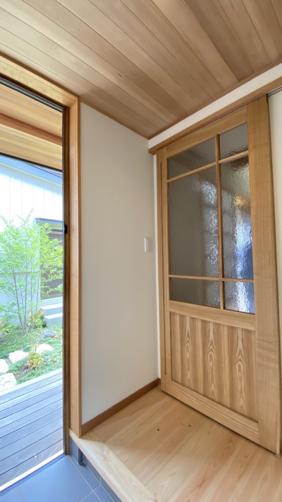 上質な空間づくりにおすすめの造作建具