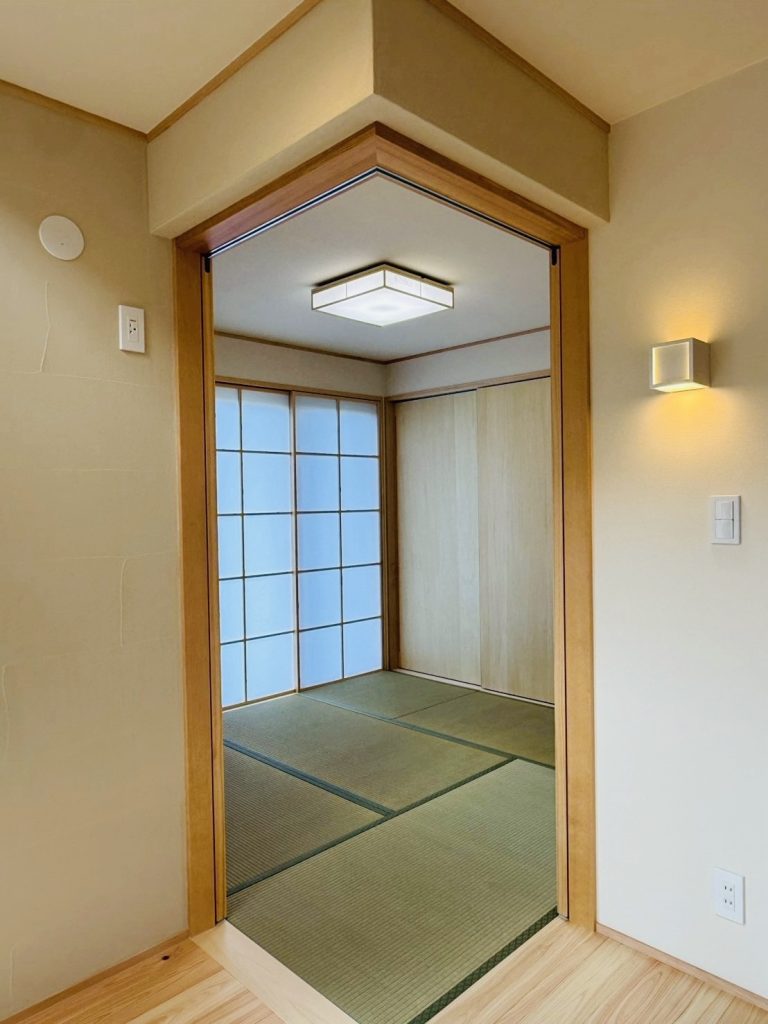 和室への心地よい境界線