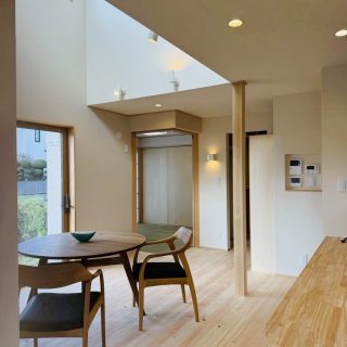 リビングの先に広がる畳の風景